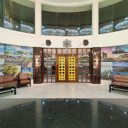 Golden Chariot Hotel Даман Екстер'єр фото